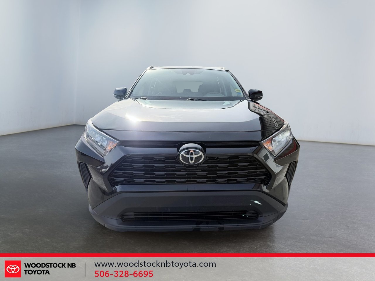 Toyota RAV4 LE 2021-7