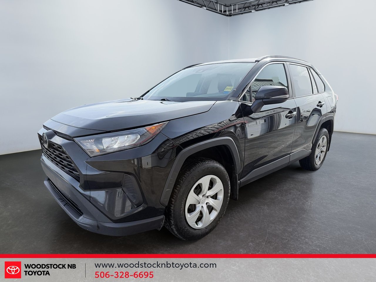 Toyota RAV4 LE 2021-0