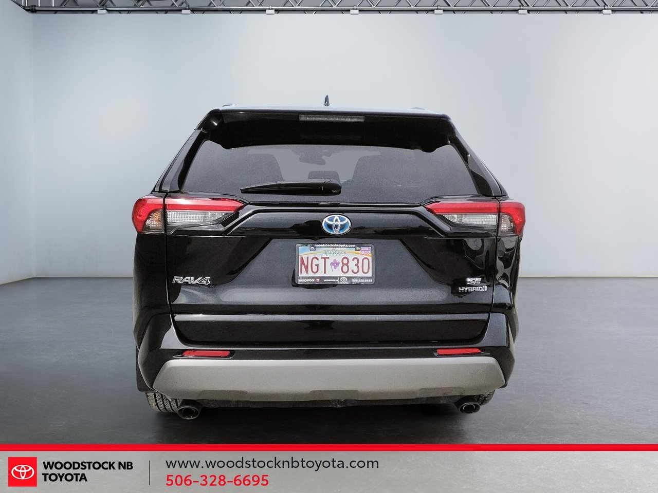 2022 Toyota RAV4 Hybrid SE-3