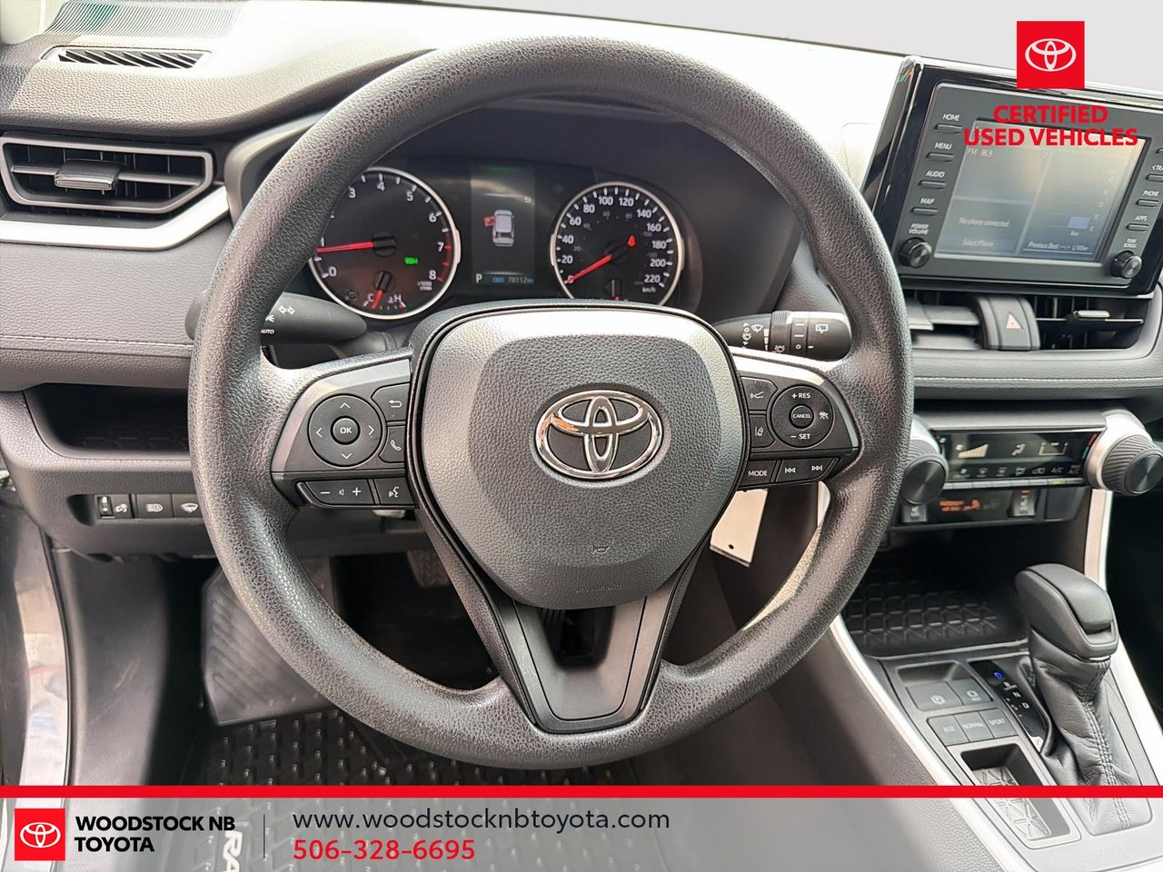 Toyota RAV4 LE 2022-17