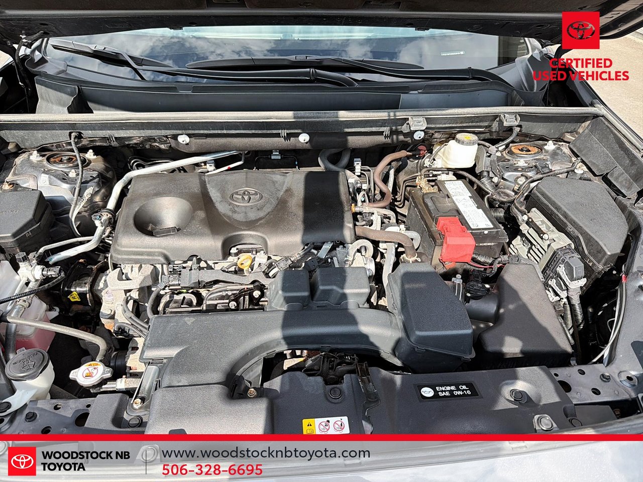 Toyota RAV4 LE 2022-13