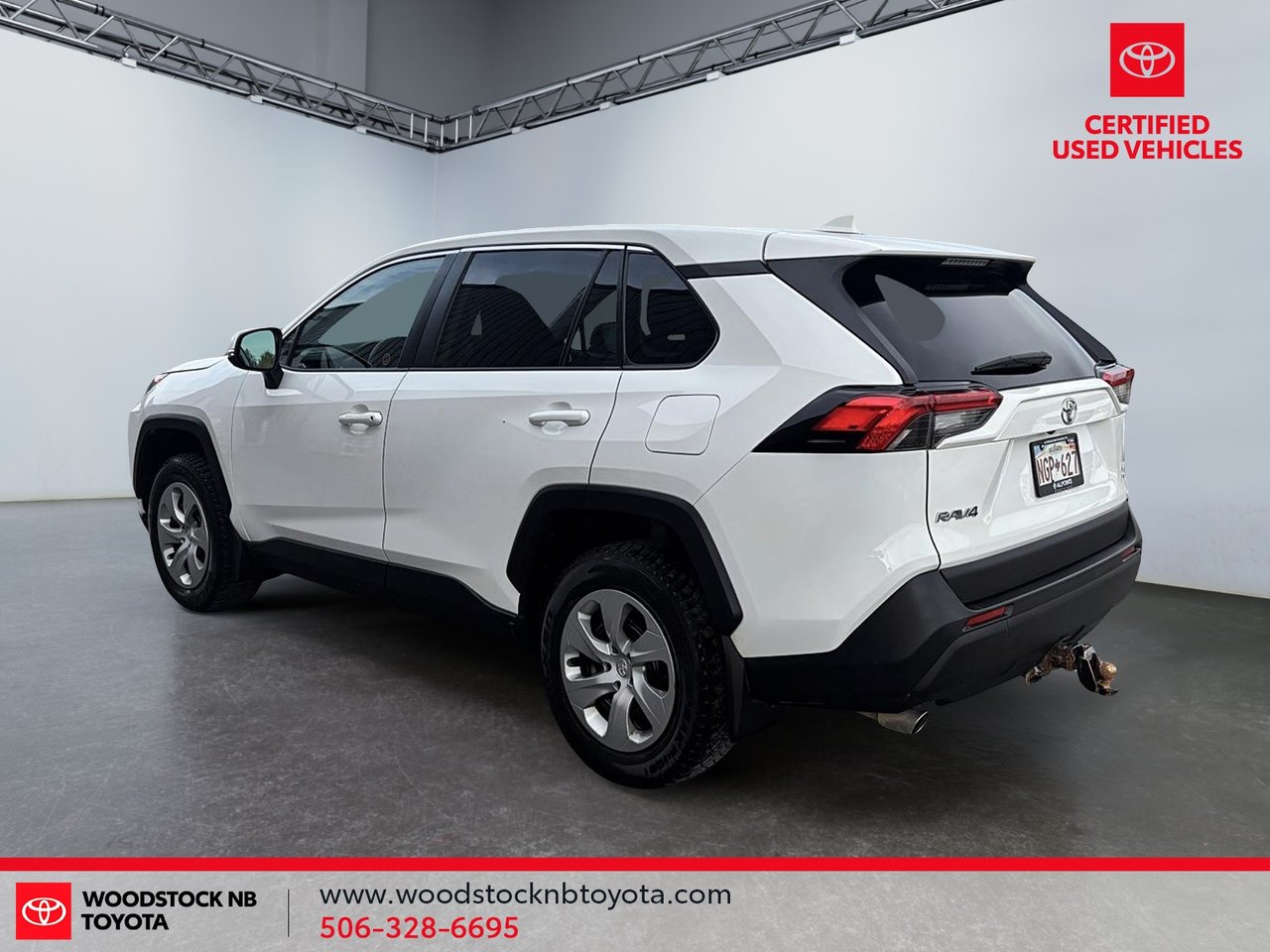 2022 Toyota RAV4 LE-4