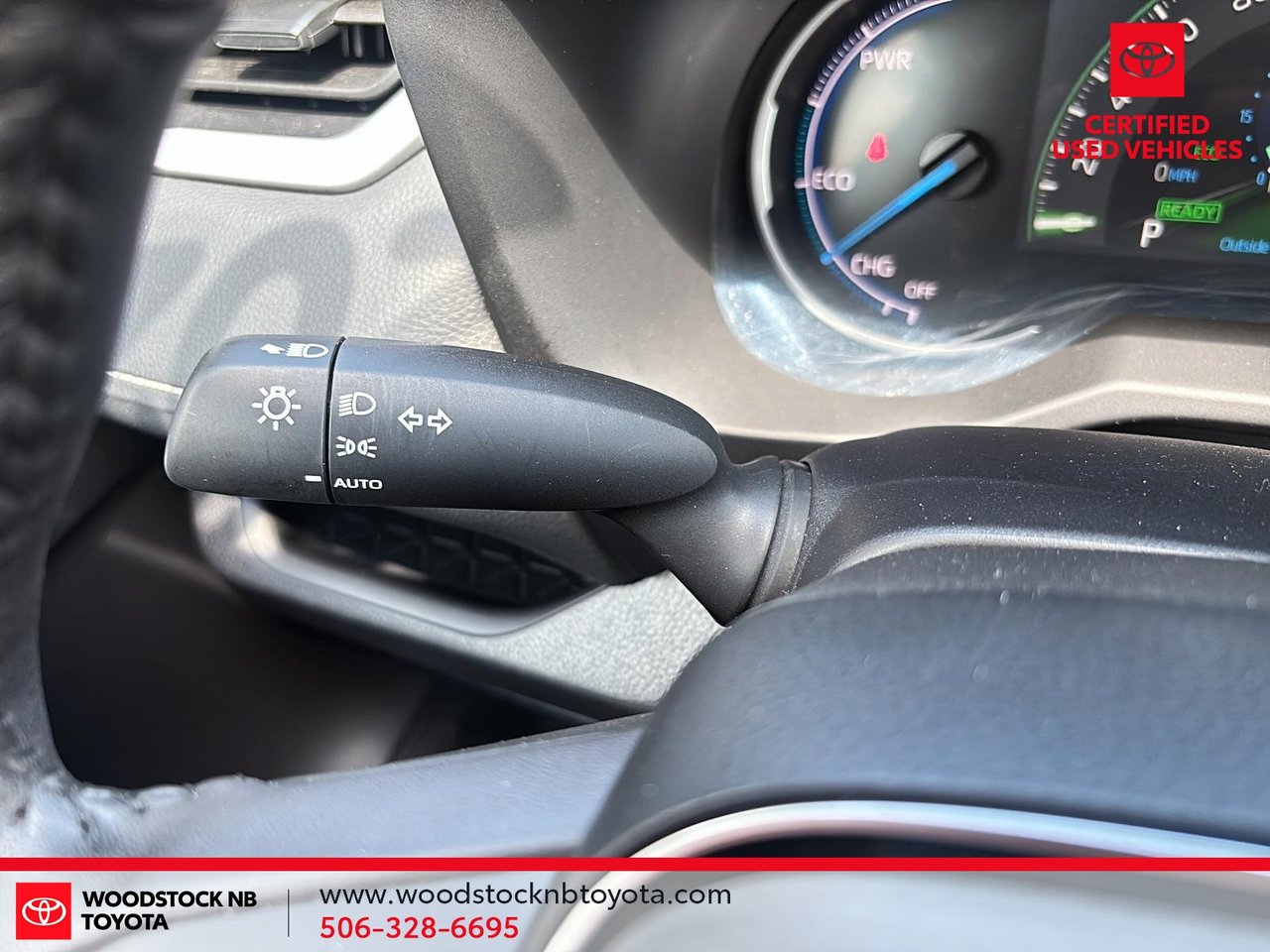 2024 Toyota RAV4 Hybrid XLE-17