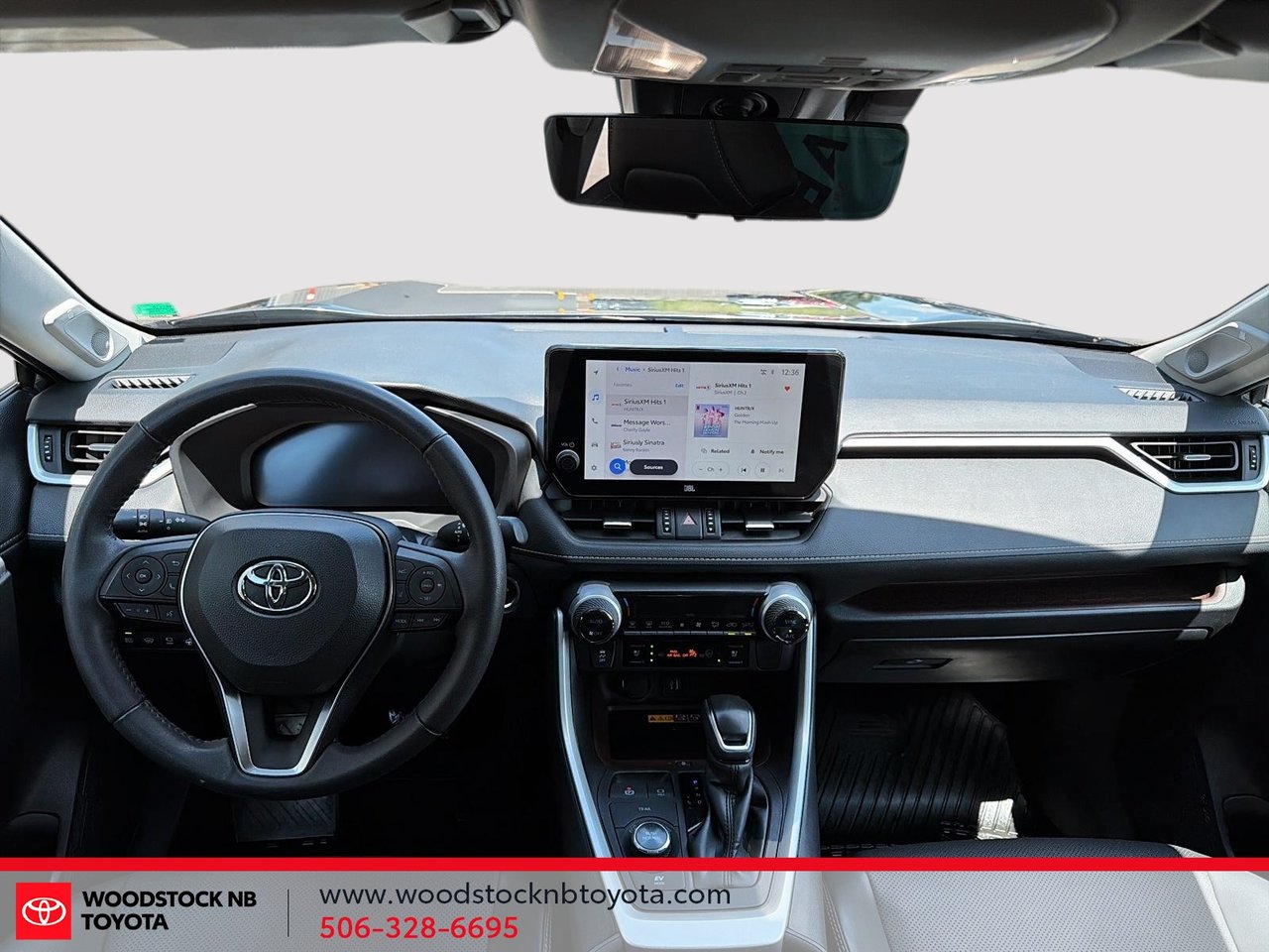 Toyota RAV4 Hybrid Limited 2025-12