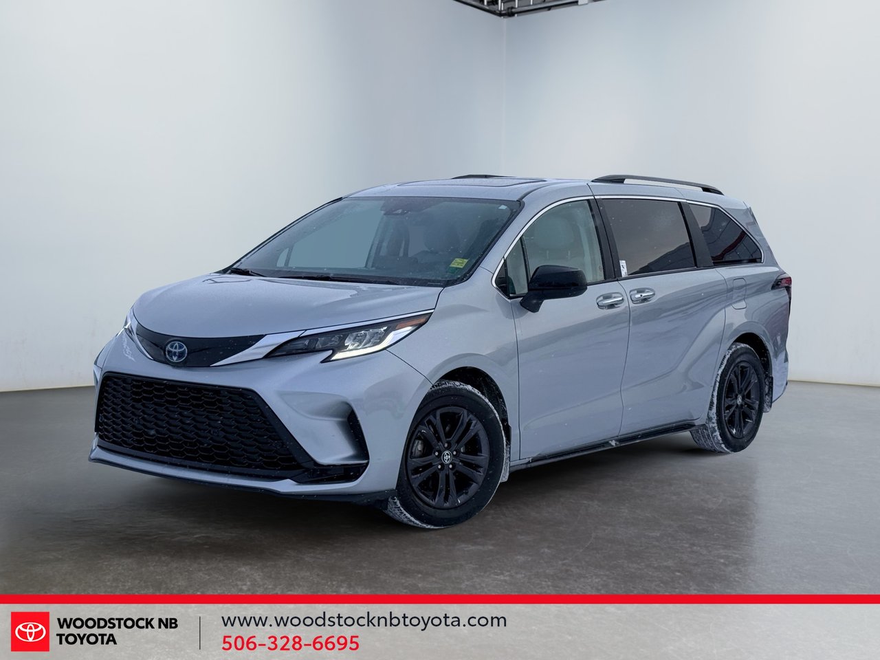 2024 Toyota Sienna XSE 7-Passenger AWD