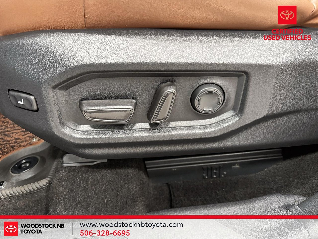 Toyota Tundra Platinum Hybrid 2022-7