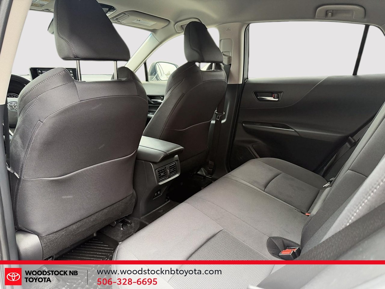 Toyota Venza  2021-14