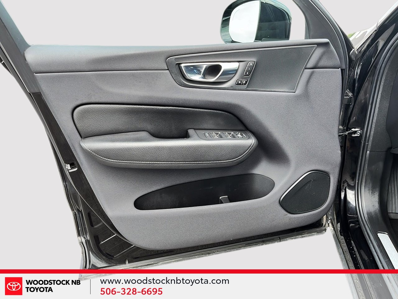 2021 Volvo XC60 Inscription Expression-17