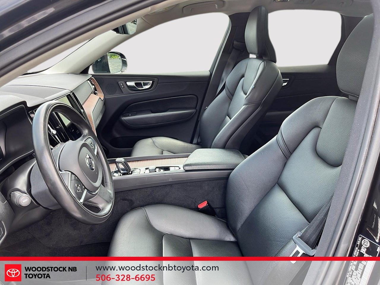 2021 Volvo XC60 Inscription Expression-11