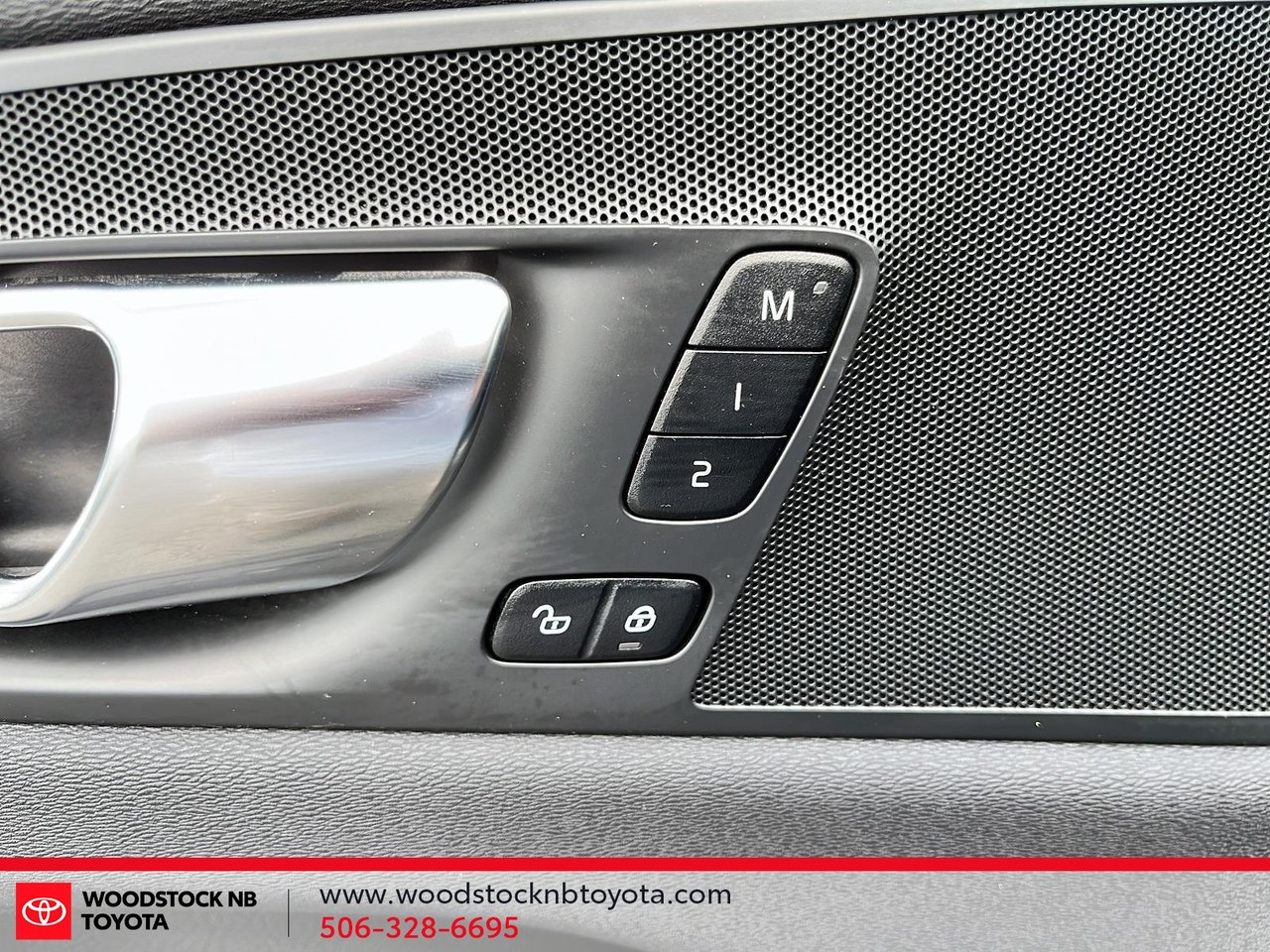 2021 Volvo XC60 Inscription Expression-16