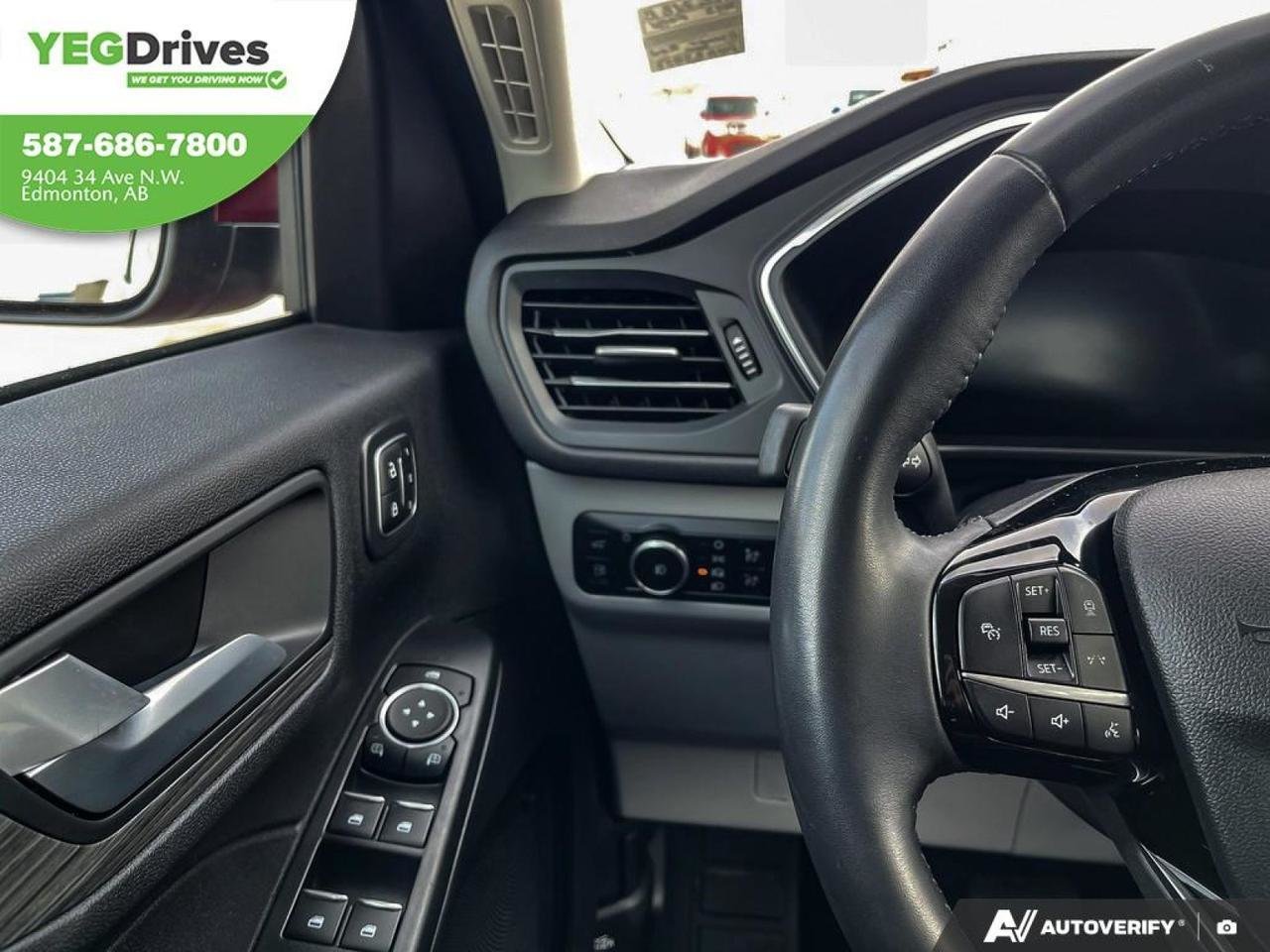 2023 Ford ESCAPE PHEV-16