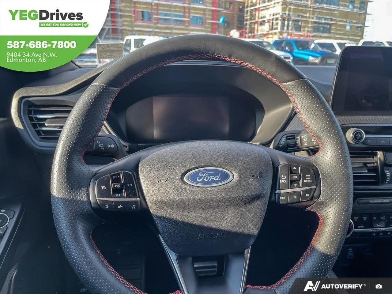 2024 Ford Escape ST-Line-13