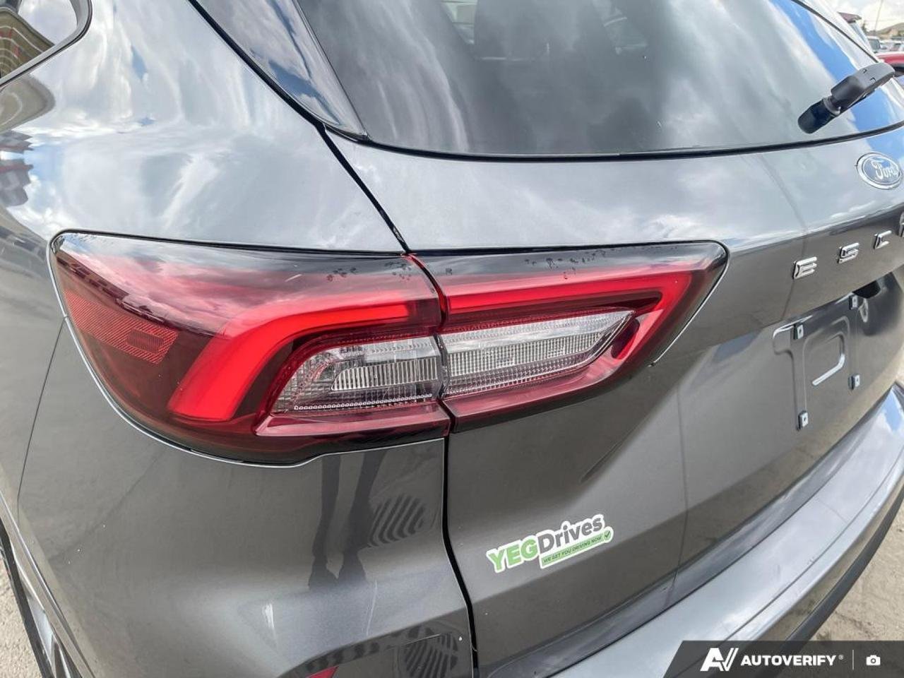2024 Ford ESCAPE ST-LINE-10