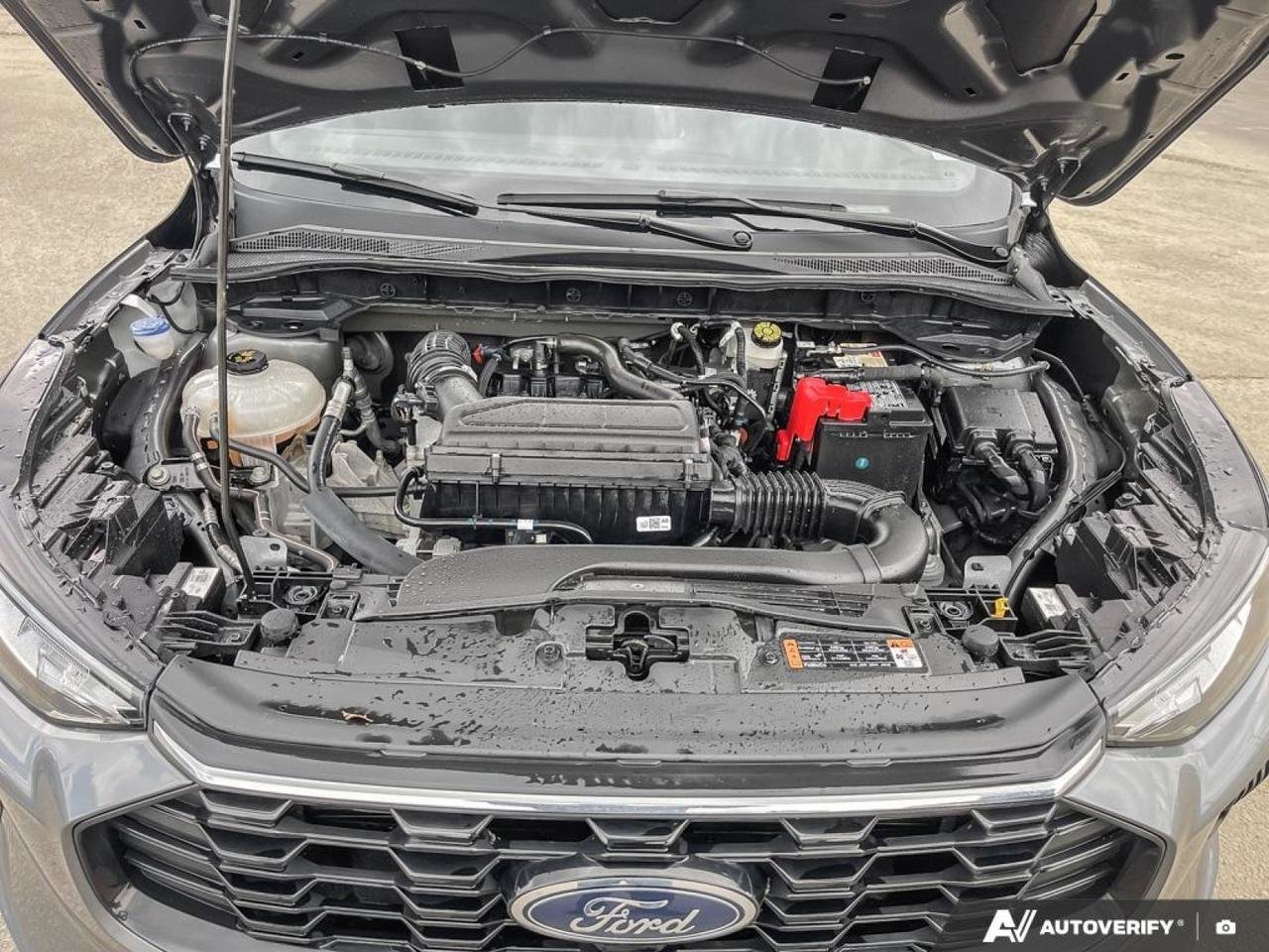 2024 Ford ESCAPE ST-LINE-9