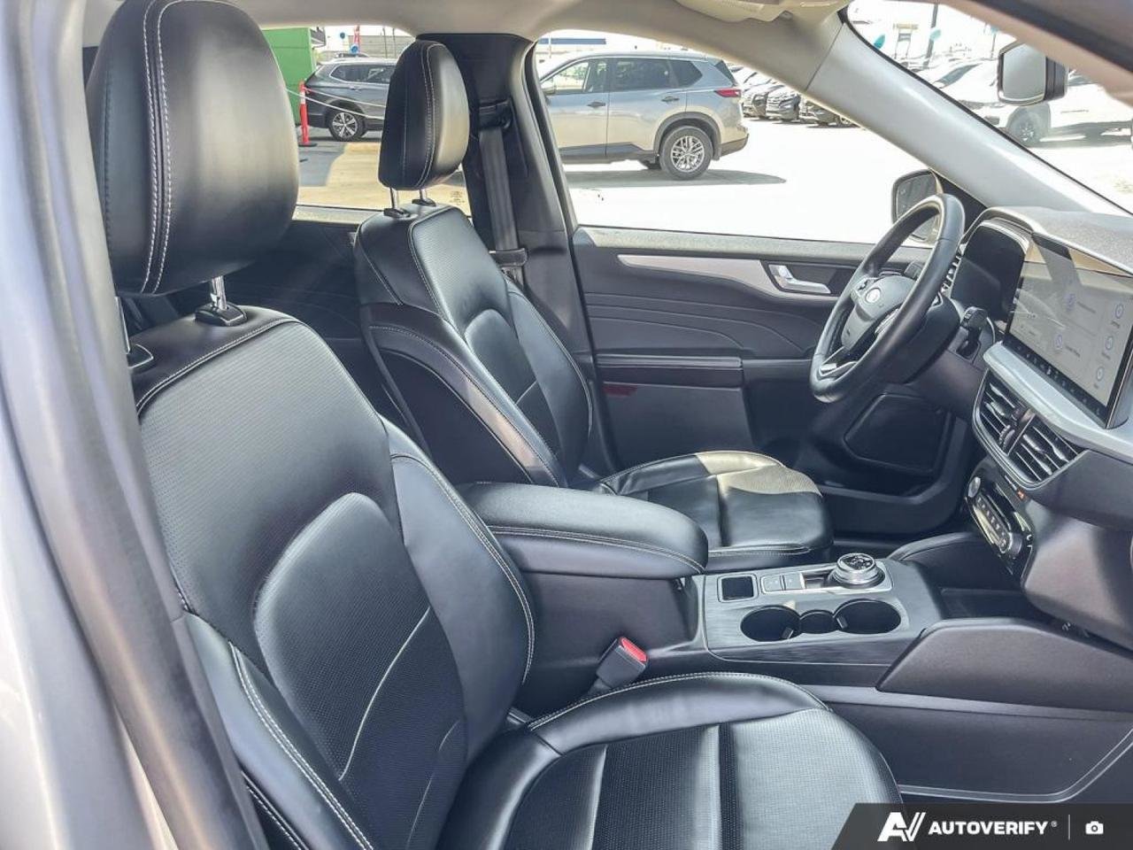 2024 Ford Escape Platinum-21
