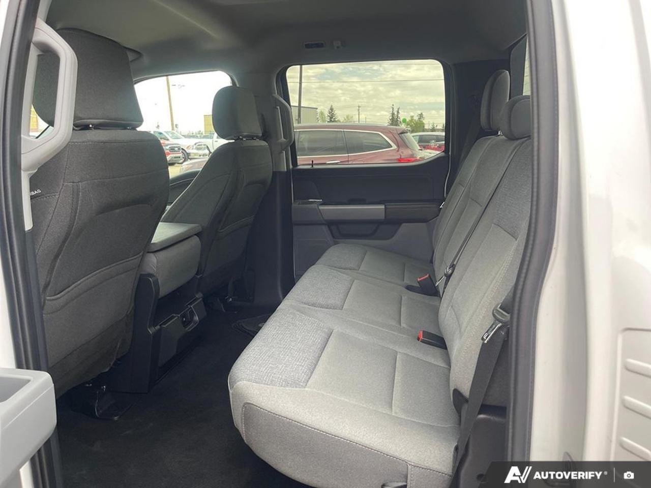2025 Ford F-150 XLT-22