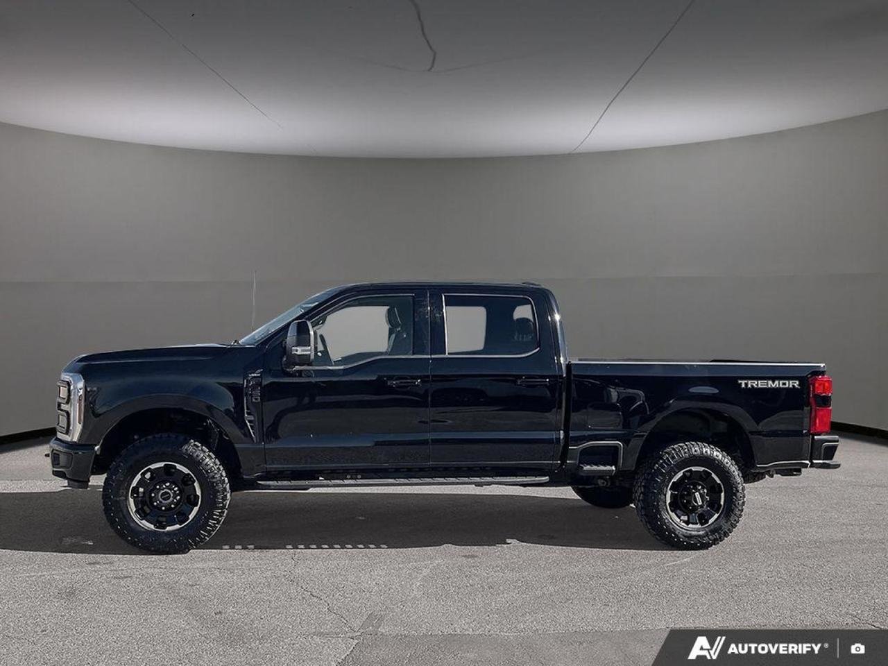 2025 Ford Super Duty F-350 SRW LARIAT-2