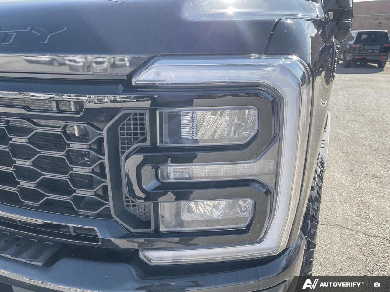 2025 Ford Super Duty F-350 SRW LARIAT-7