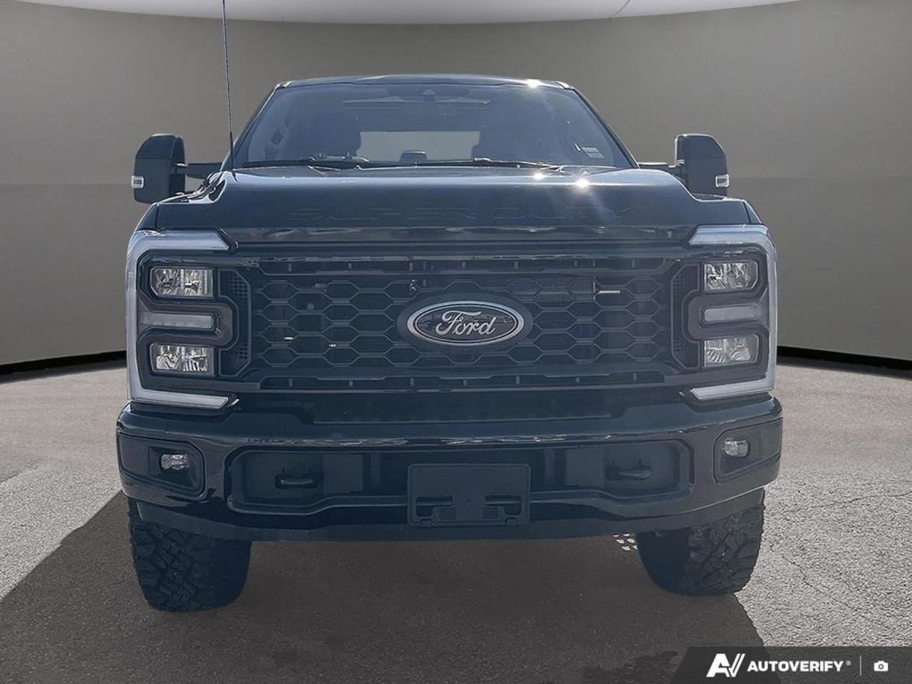 2025 Ford Super Duty F-350 SRW LARIAT-1