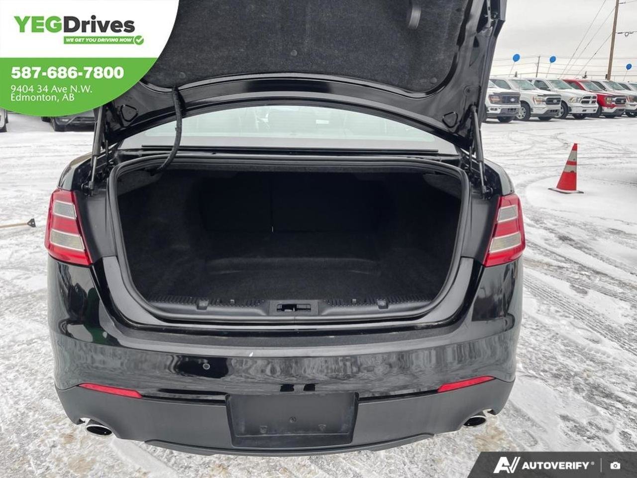 2018 Ford TAURUS LIMITED-11