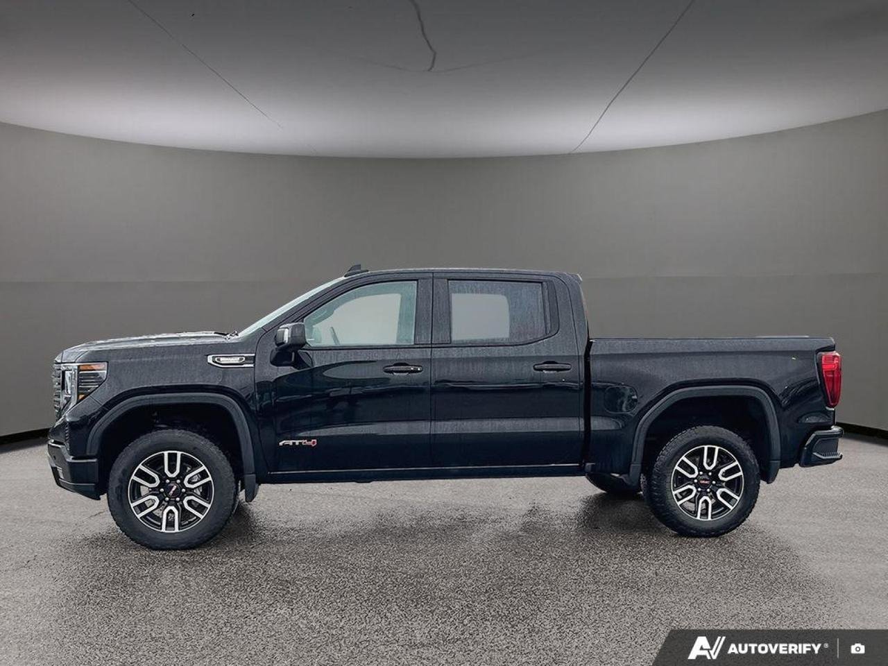 2025 GMC Sierra 1500 AT4-2