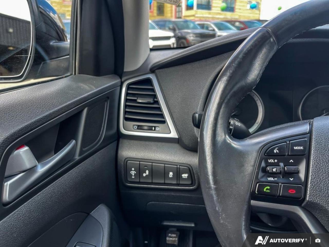 2016 Hyundai Tucson Limited-16