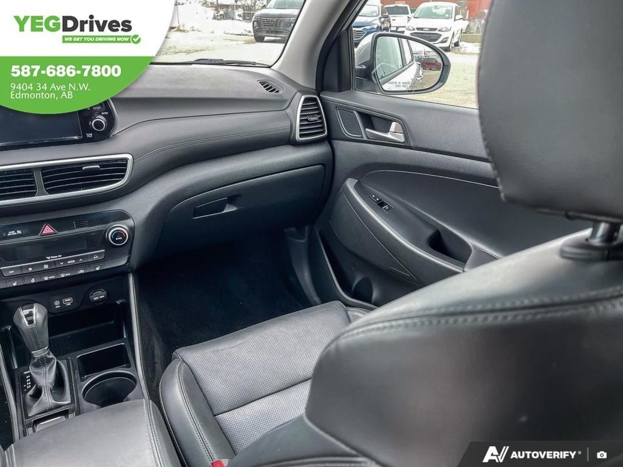 2020 Hyundai TUCSON LUXURY-24