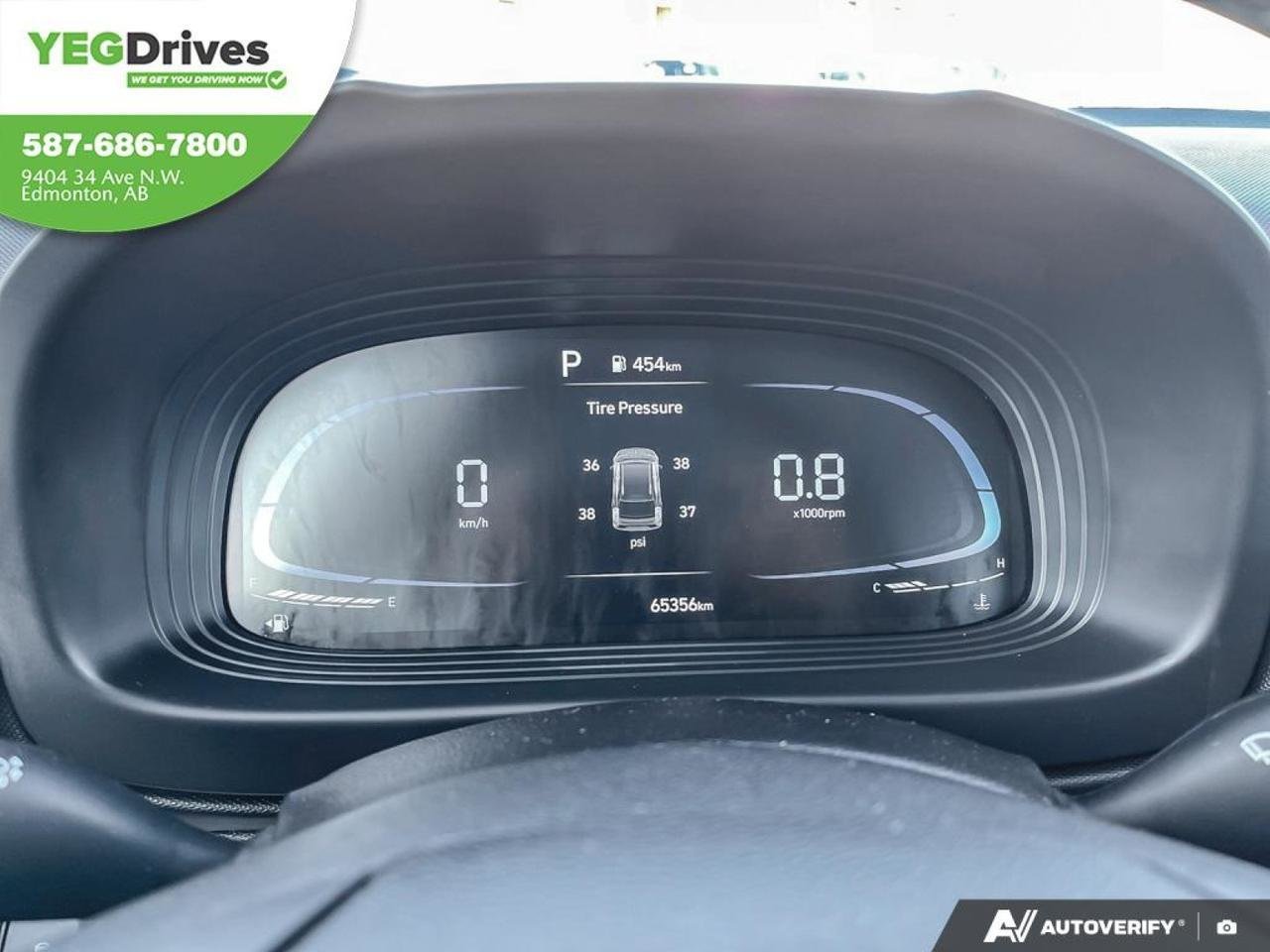 2023 Hyundai Venue Preferred-14