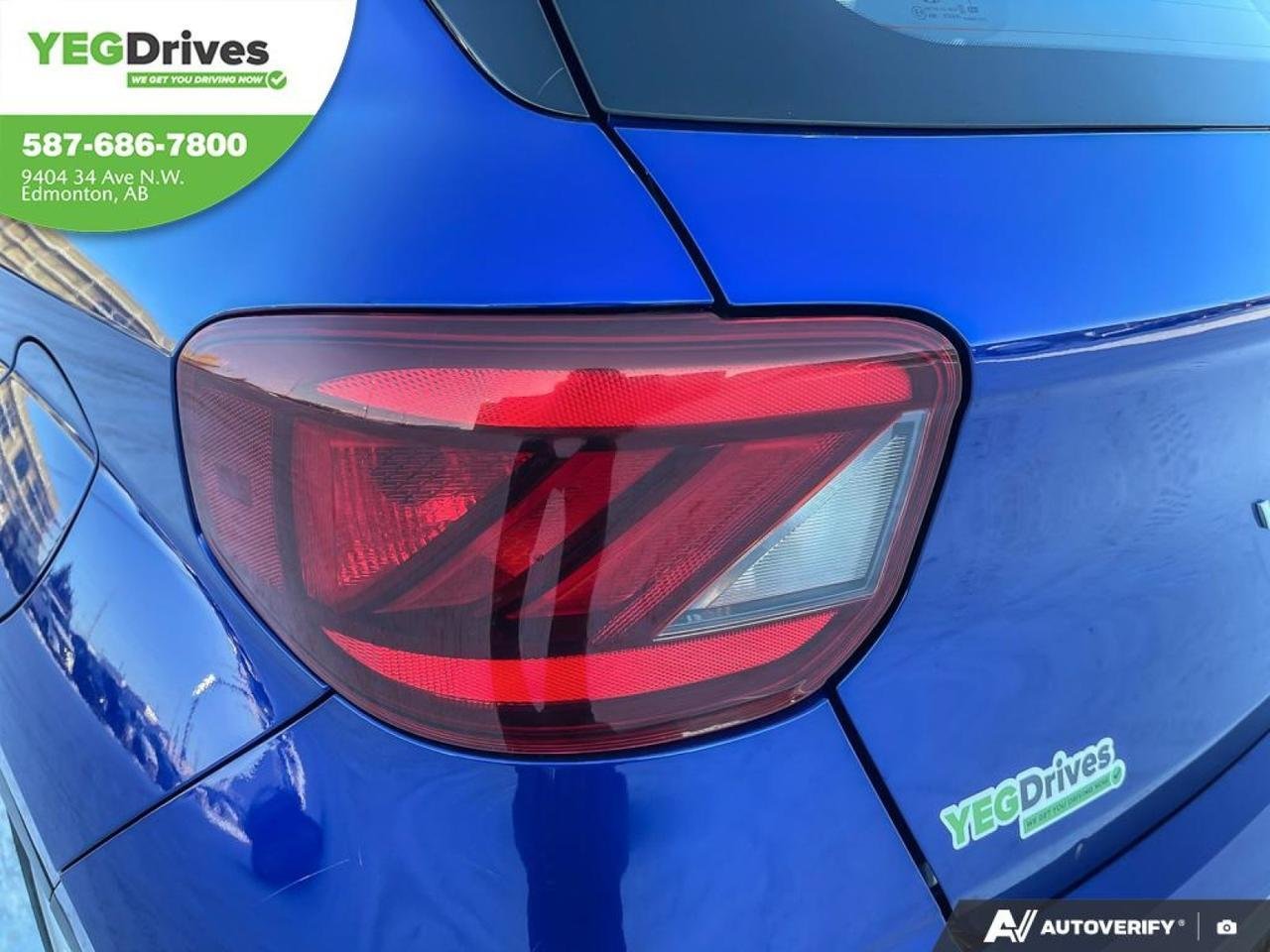 2023 Hyundai Venue Preferred-10