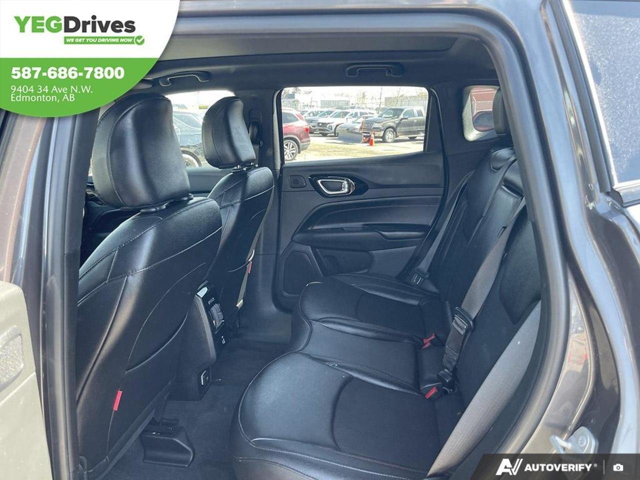 2024 Jeep Compass Trailhawk-22