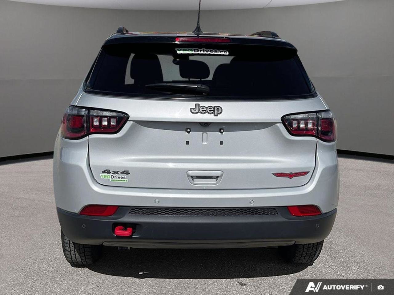 2024 Jeep Compass Trailhawk-4