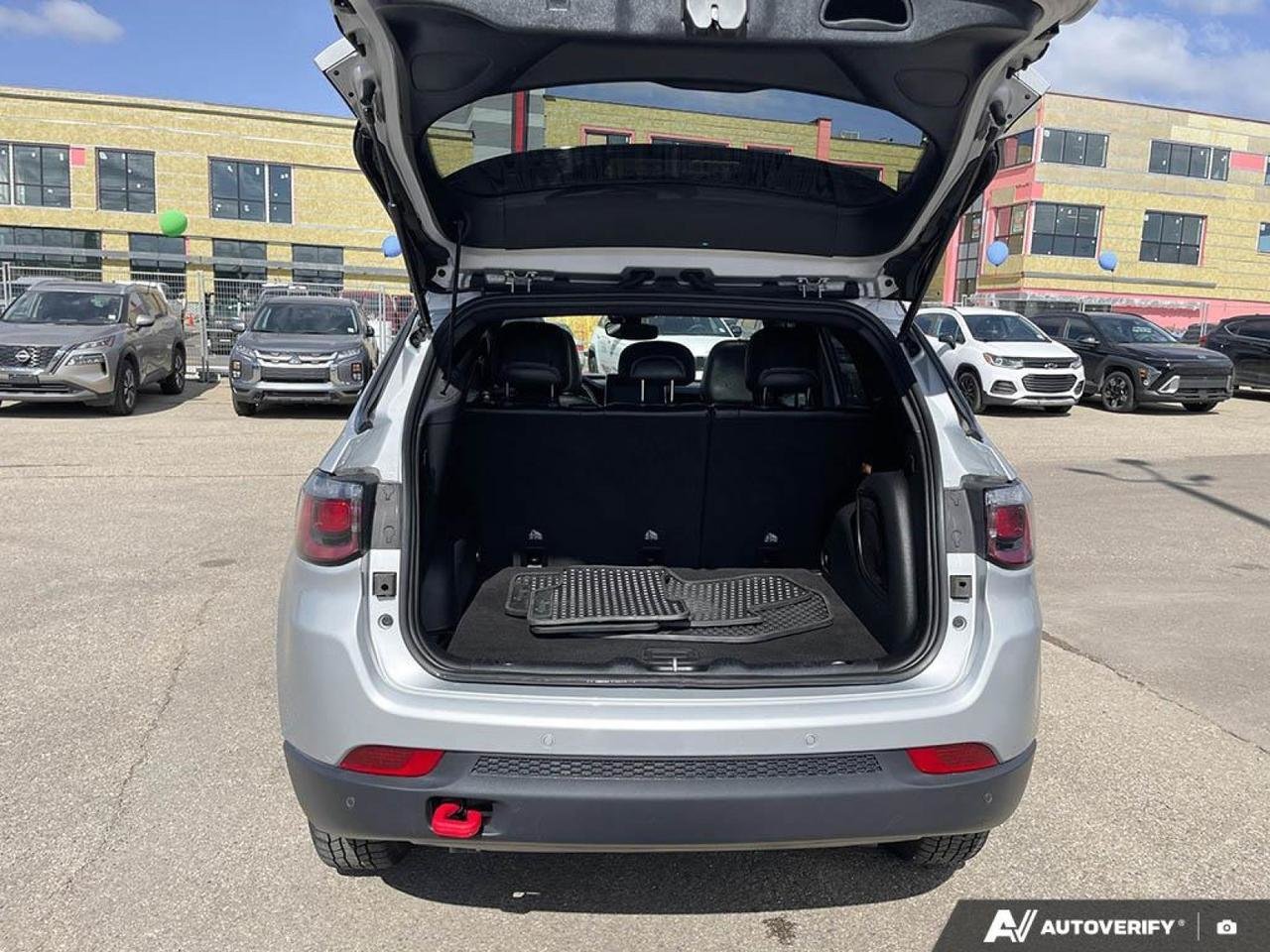 2024 Jeep Compass Trailhawk-11