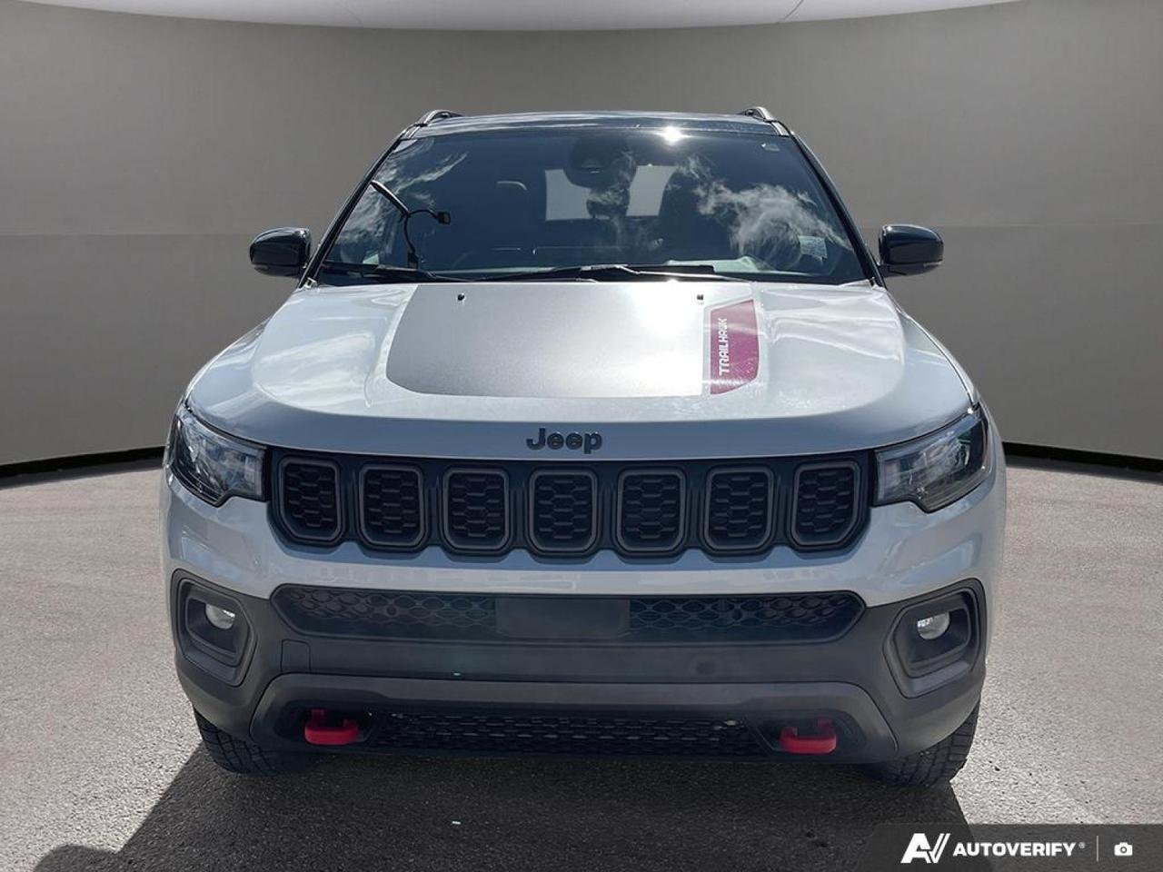 2024 Jeep Compass Trailhawk-1