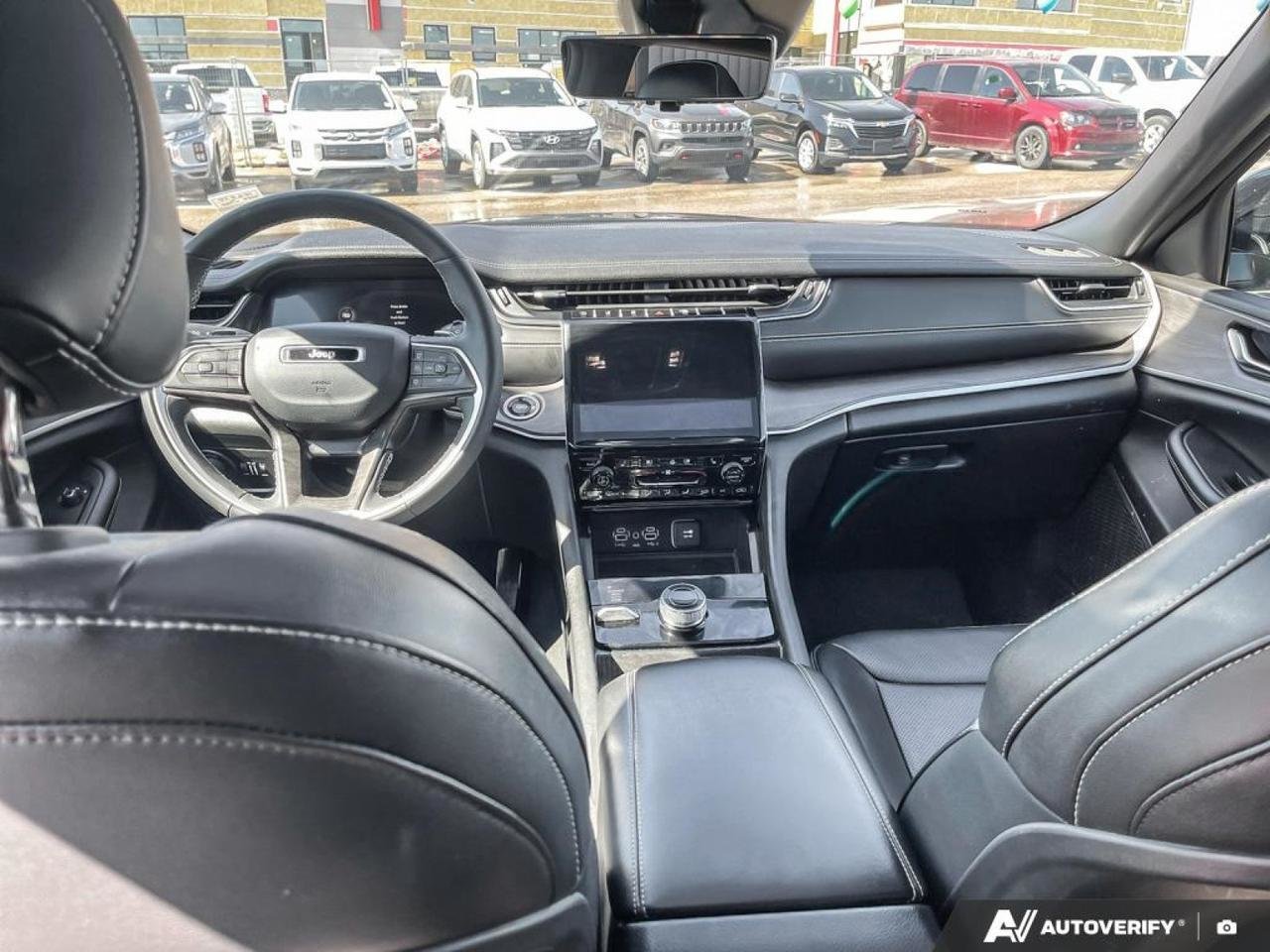 2024 Jeep Grand Cherokee L Limited-23