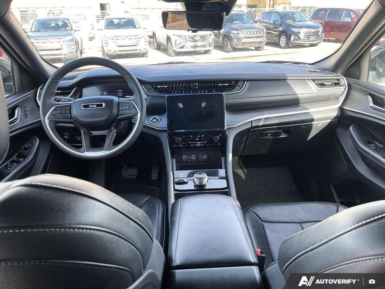 2024 Jeep Grand Cherokee Limited-23