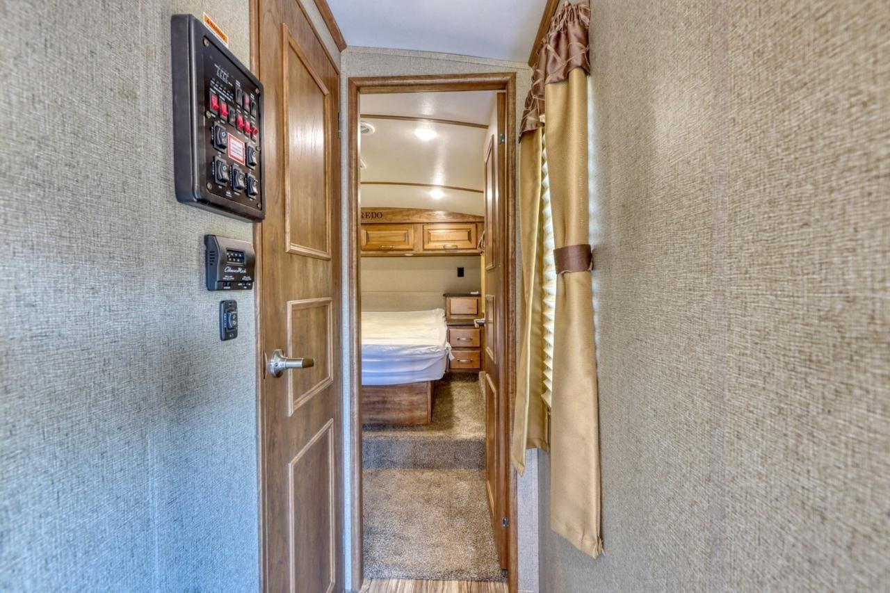 2019 Keystone Super-Lite 296SBH-22