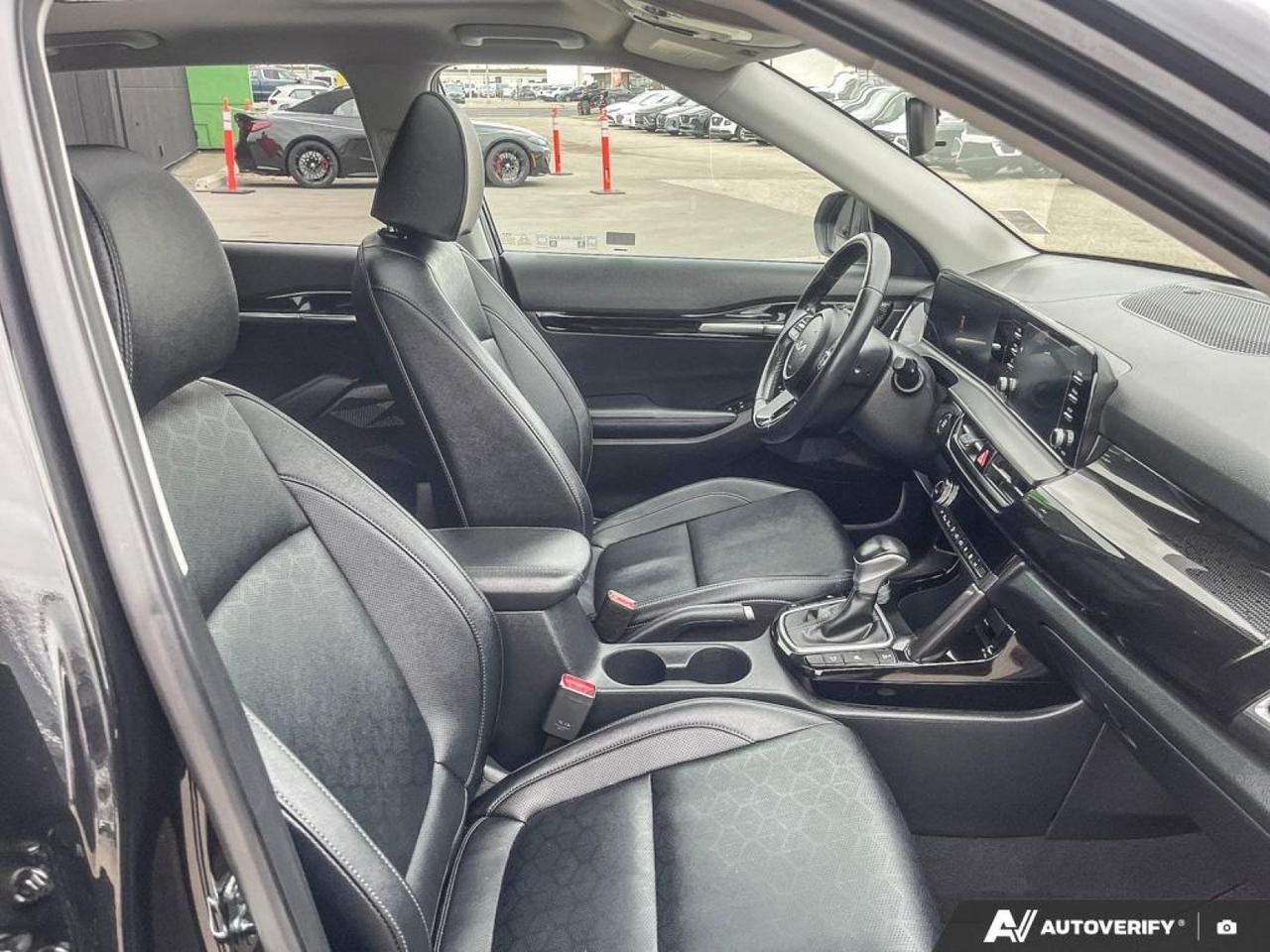 2025 Kia Seltos EX-21