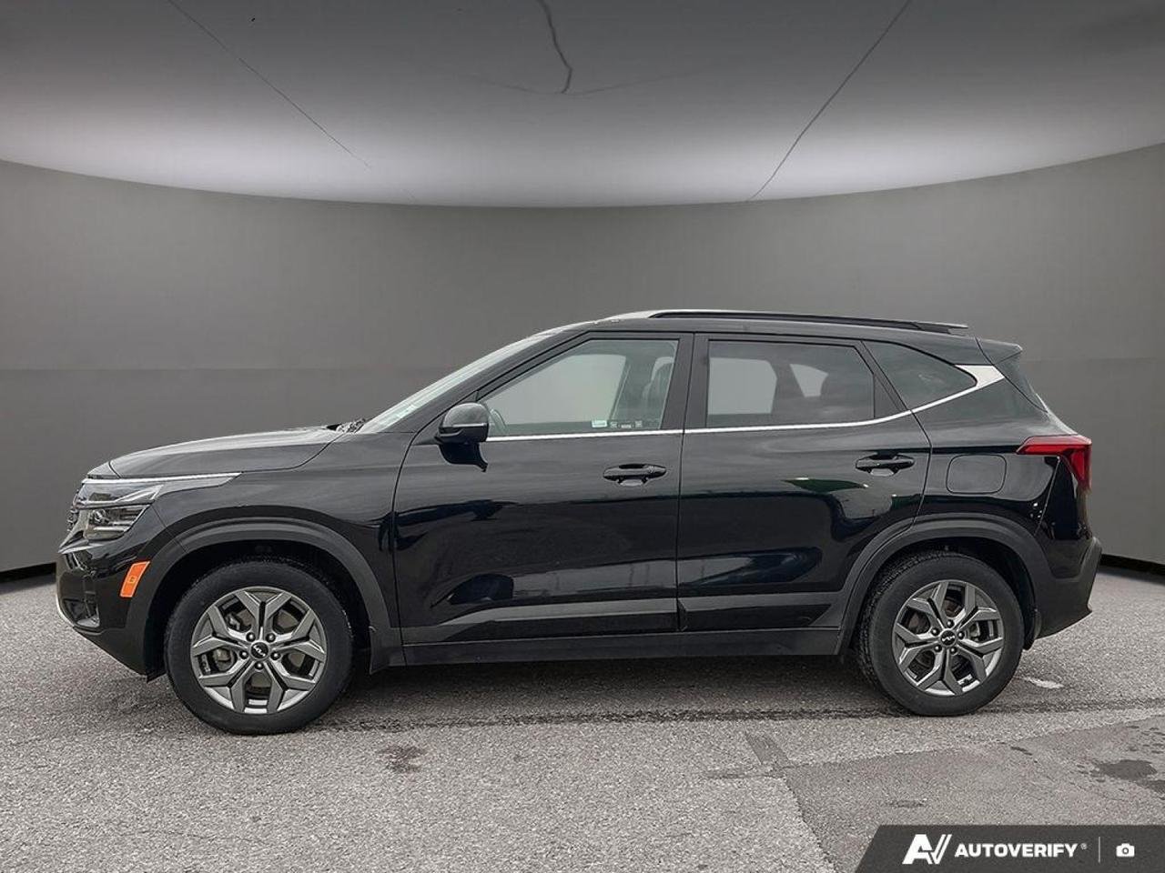 2025 Kia Seltos EX-2
