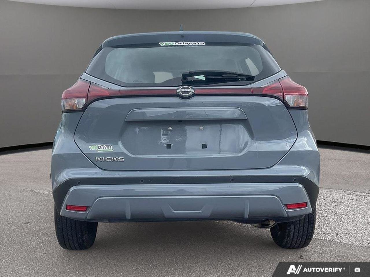 2025 Nissan Kicks Play SV-4