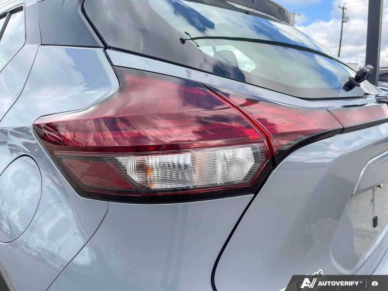 2025 Nissan Kicks Play SV-10