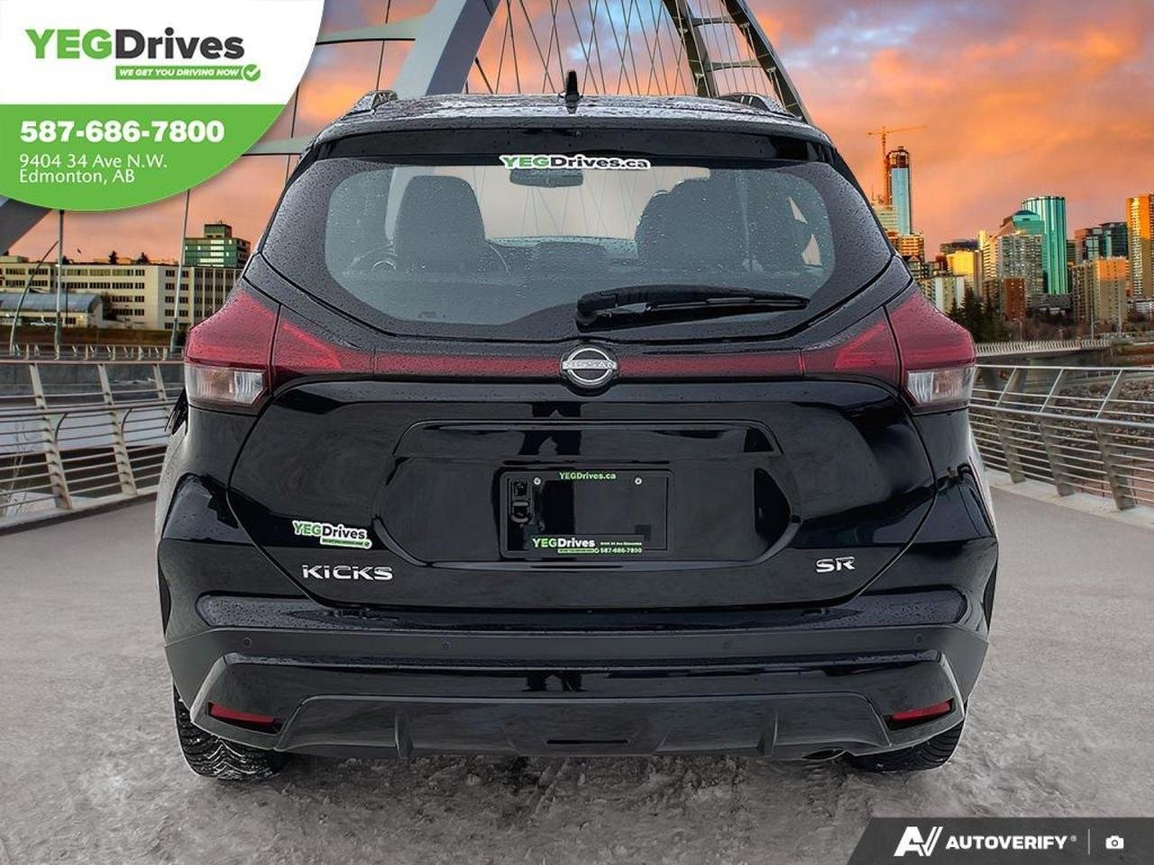 2024 Nissan Kicks SR PREMIUM-4