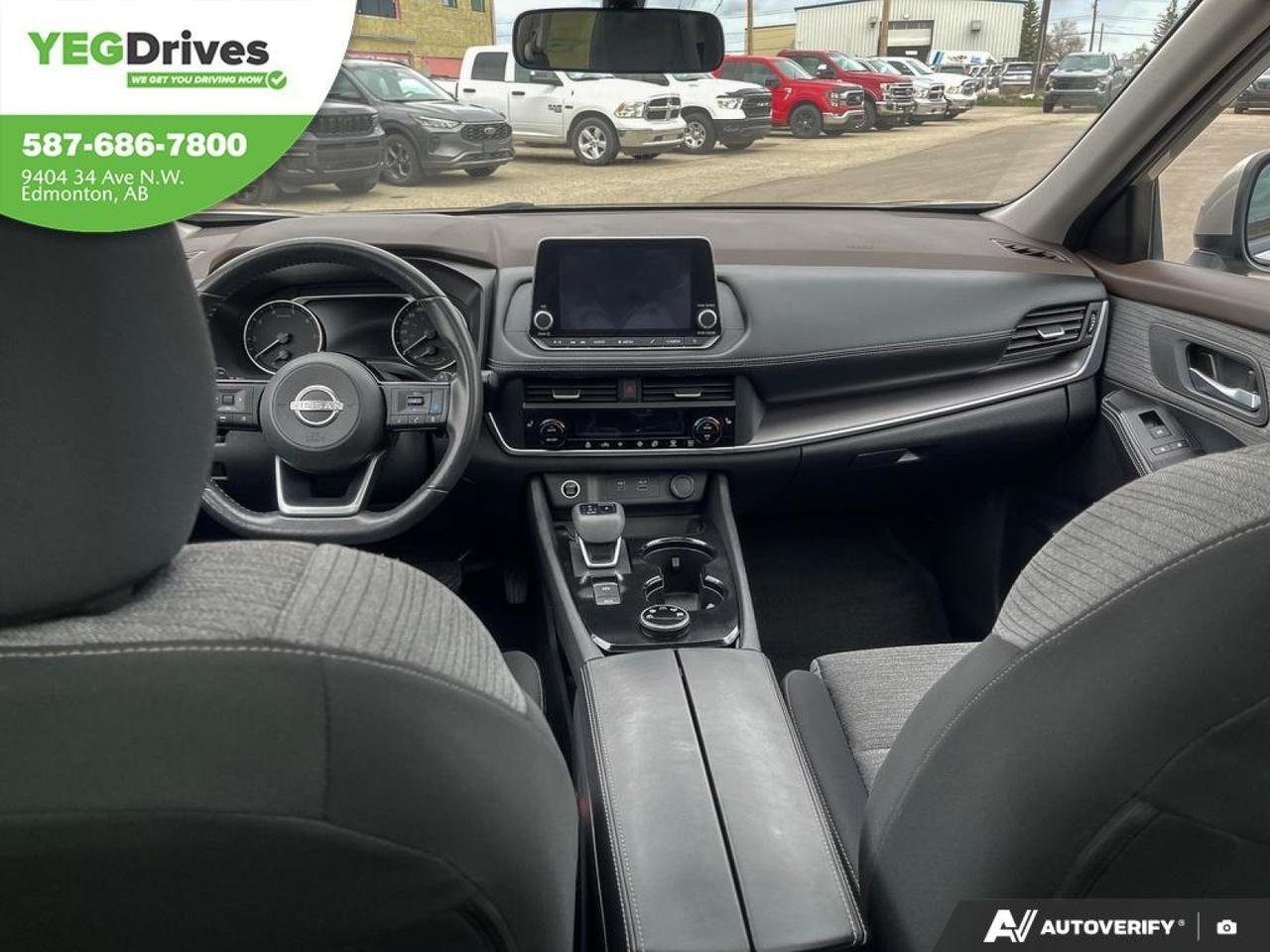 2023 Nissan Rogue SV Moonroof-23
