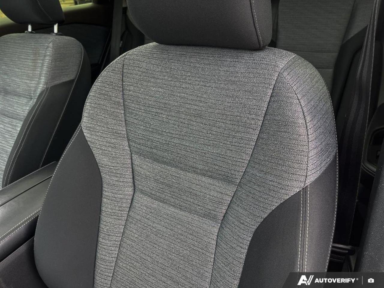 2023 Nissan Rogue SV Moonroof-19