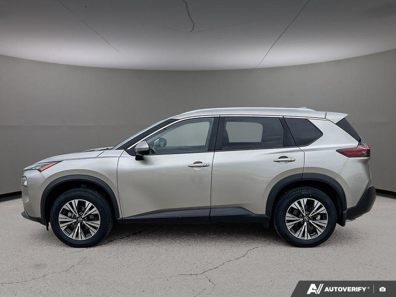 2023 Nissan Rogue SV Moonroof-2