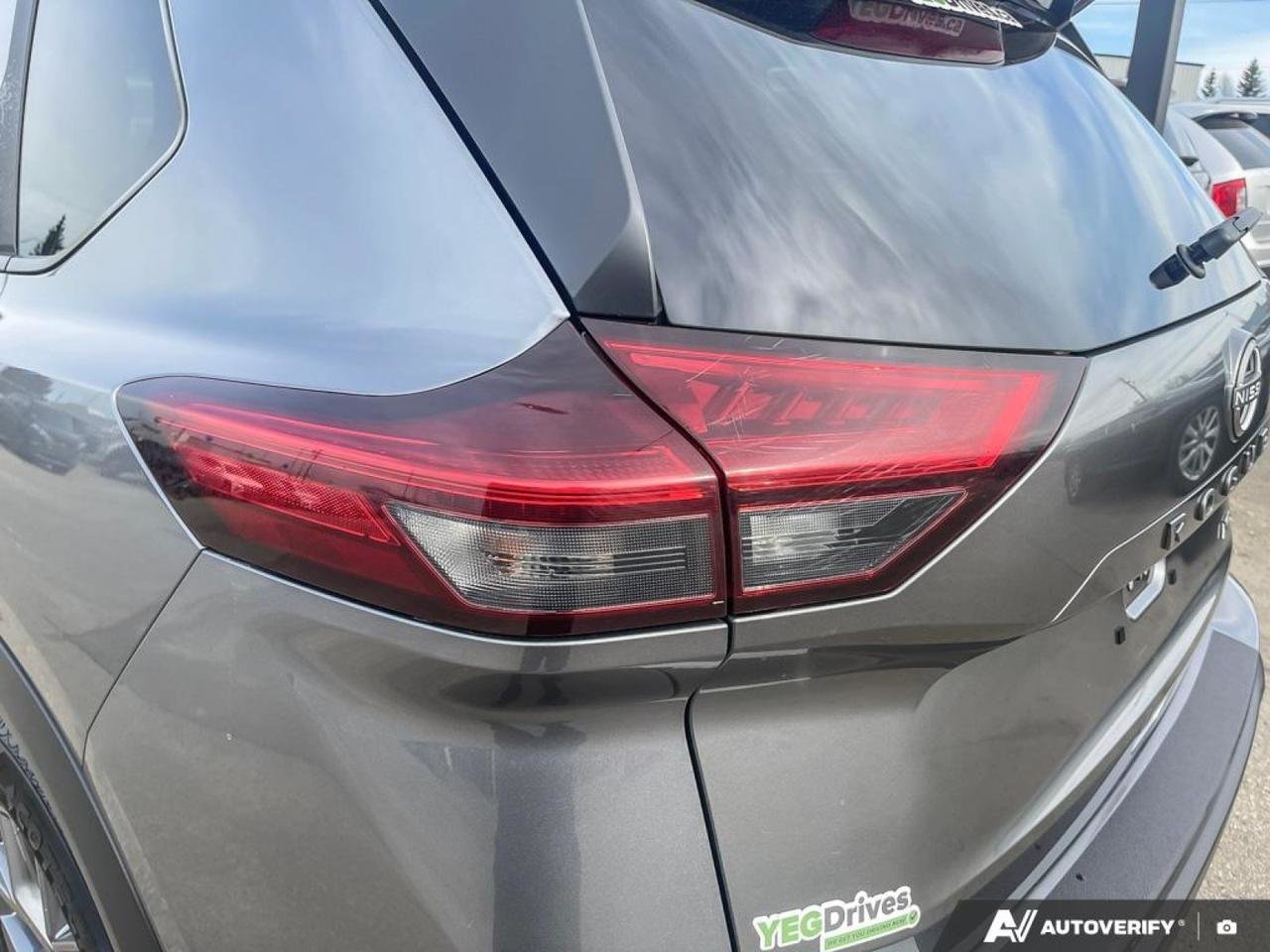 2025 Nissan Rogue S-10
