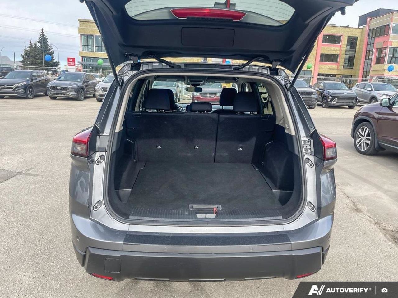 2025 Nissan Rogue S-11
