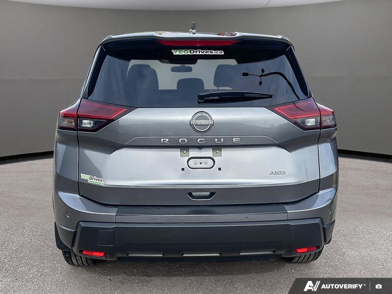 2025 Nissan Rogue S-4