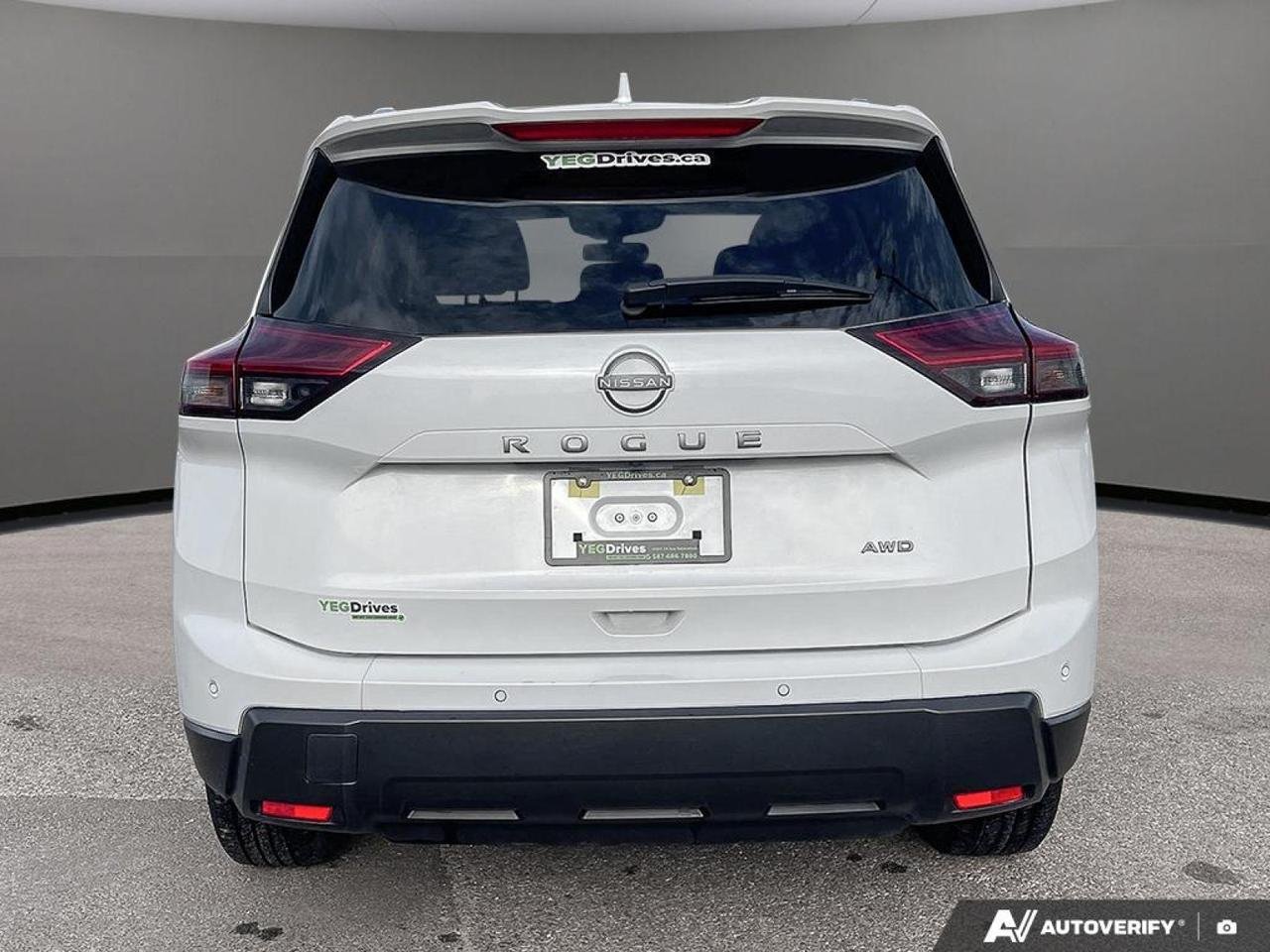 2025 Nissan Rogue SV Moonroof-4