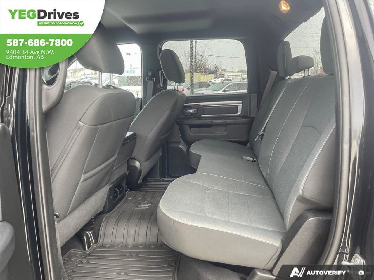 2022 Ram 1500 Classic Warlock-22