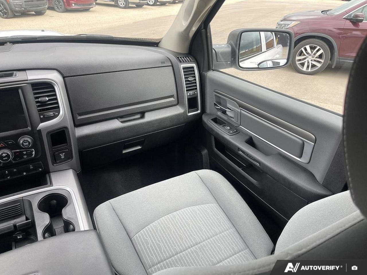 2022 Ram 1500 Classic SLT-24